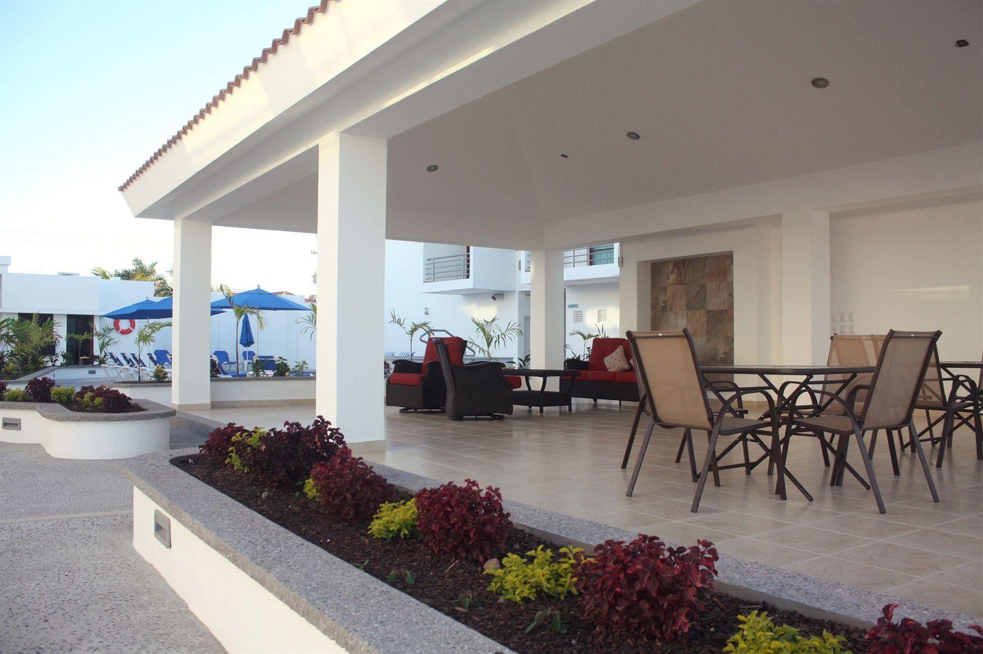 Marena Suites & Apartments Mazatlán Exterior foto